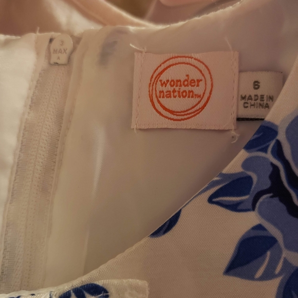 FANCY DRESS - Picture 3 of 3